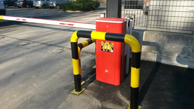 Sbarra automatica per parcheggio Sbarra automatica per parcheggio